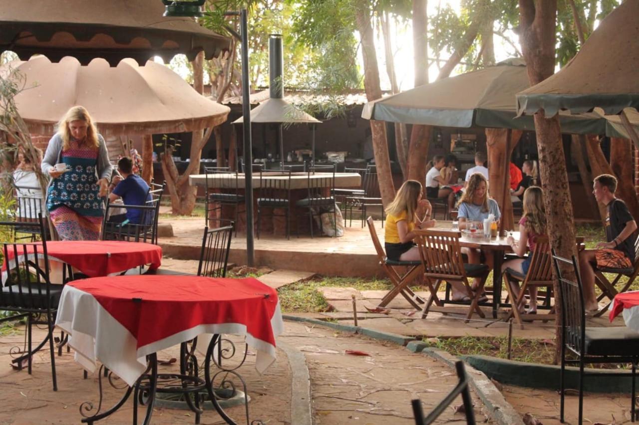 Impala Safari Lodge Voi Екстериор снимка