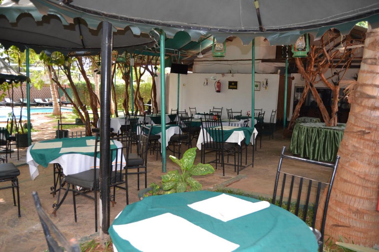 Impala Safari Lodge Voi Екстериор снимка